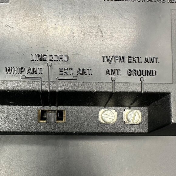 Vintage General Electric AM FM Radio Alarm Clock 1980s Faux Woodgrain 7-4687A - Picture 9 of 17